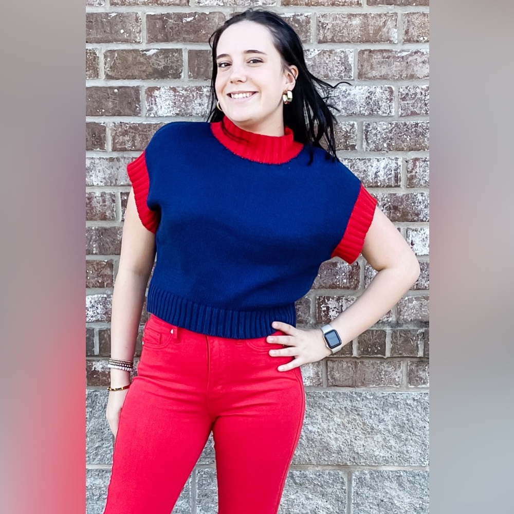 EESOME navy cropped sweater with red trim